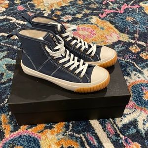 High top canvas sneaker